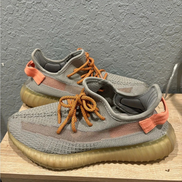 Yeezy 350 V2 “True Form” - Picture 3 of 10